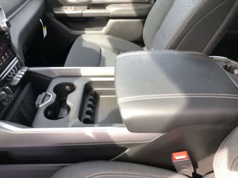 New 2026 RAM 1500 Big Horn AWD/4WD image 13