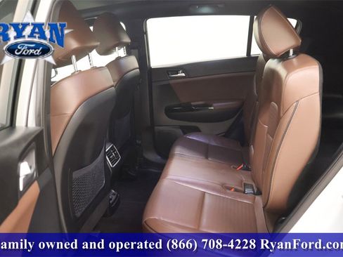 Used 2017 Kia Sportage SX image 12