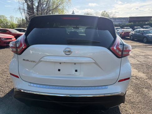 Used 2017 Nissan Murano S image 6