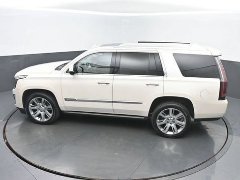 Used 2015 Cadillac Escalade Premium AWD/4WD image 40