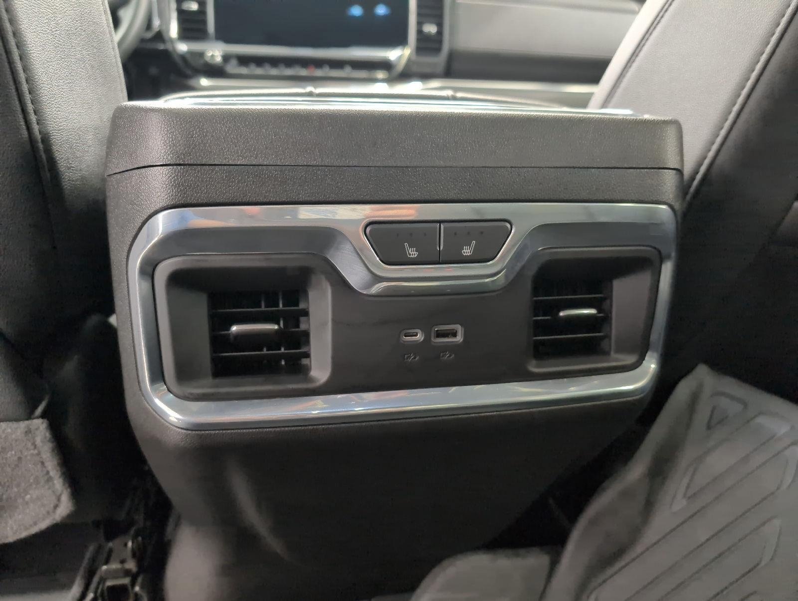 Used 2023 GMC Sierra 1500 SLT w/ SLT Premium Plus Package AWD/4WD image 22