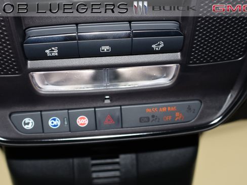 Certified 2025 GMC Acadia Denali w/ Super Cruise Package image 31