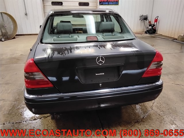 Used 1995 Mercedes-Benz C 220 Sedan image 8