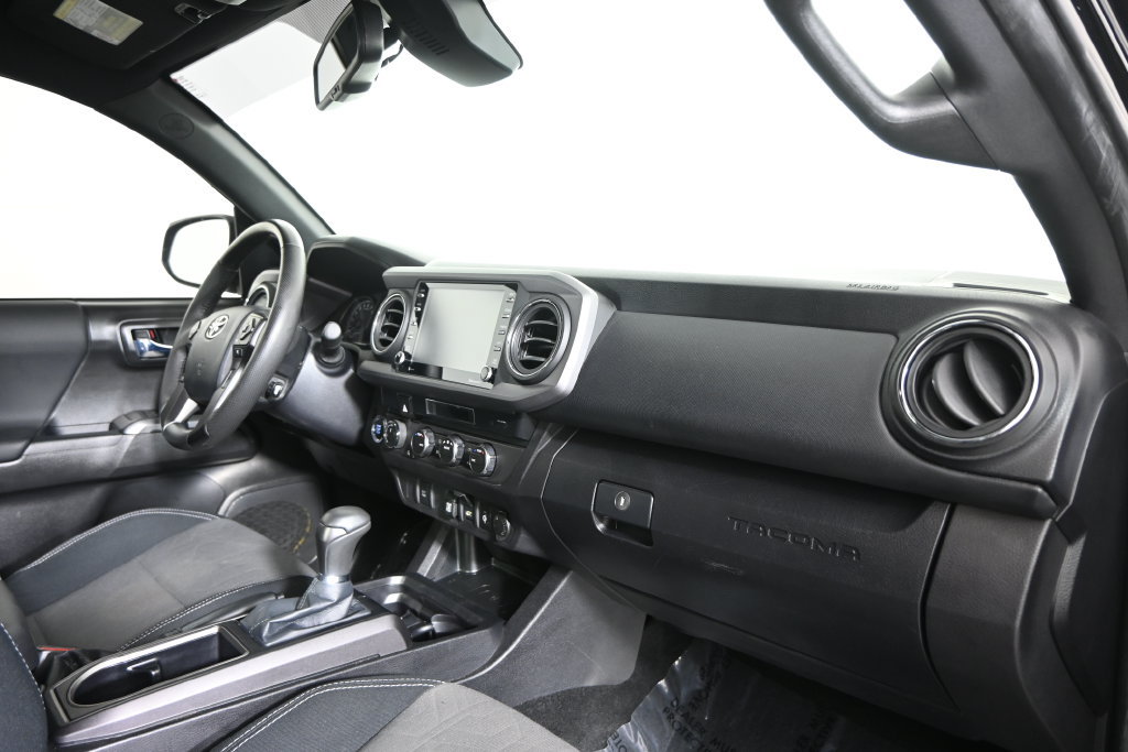 Used 2023 Toyota Tacoma TRD Sport AWD/4WD image 15