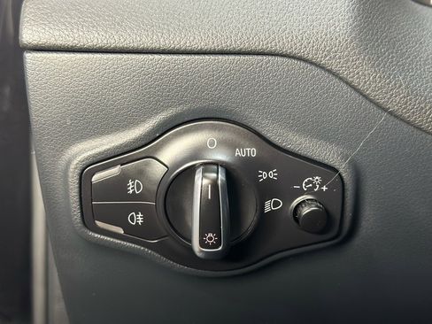 Used 2013 Audi Q5 2.0T Premium Plus image 32