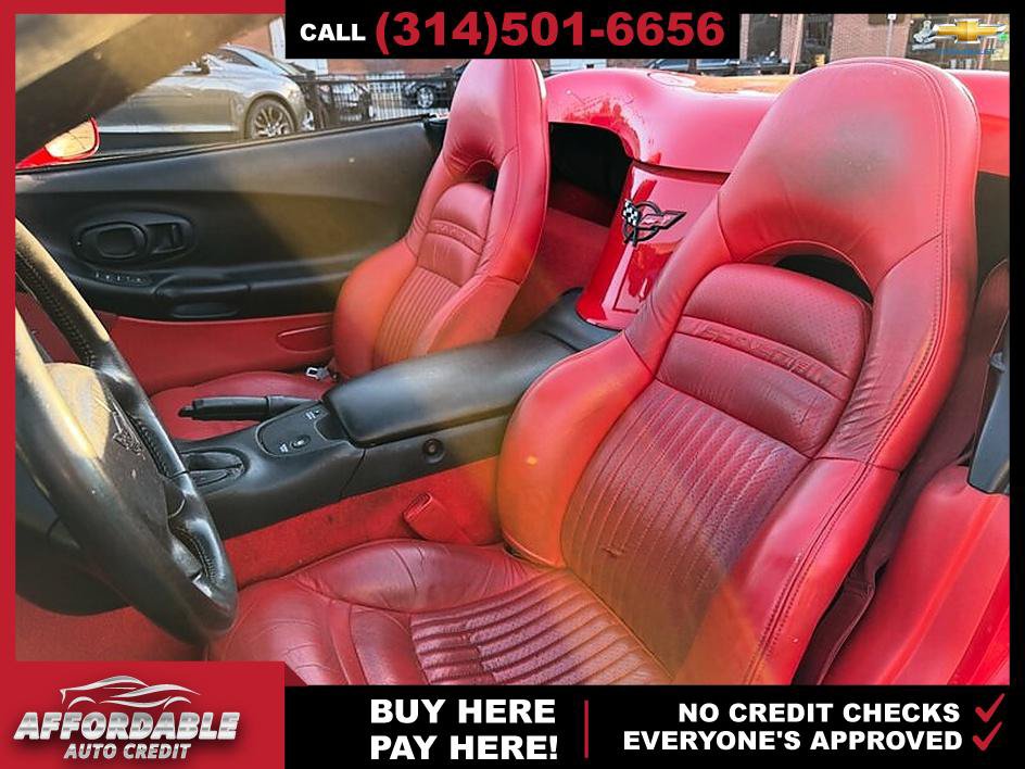 Used 2001 Chevrolet Corvette Convertible w/ Preferred Equipment Group2 RWD image 10