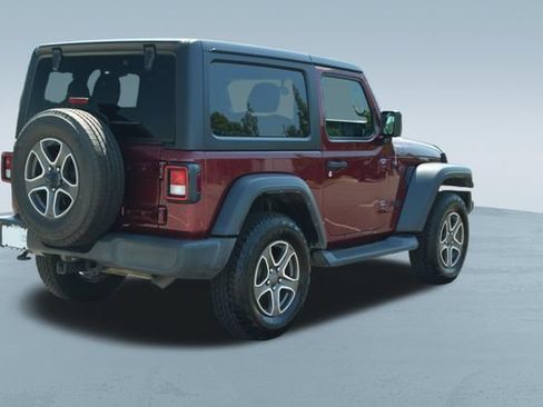 Used 2022 Jeep Wrangler Sport AWD/4WD image 9