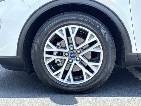 Used 2021 Ford Escape SEL w/ Technology Package FWD image 30