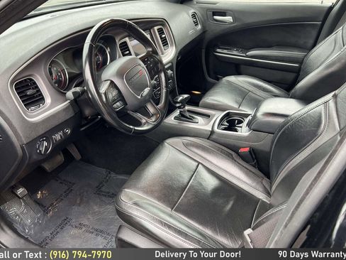 Used 2022 Dodge Charger SXT w/ Leather Interior Group image 11