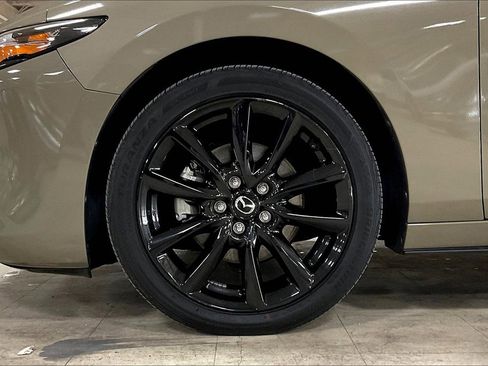 Used 2024 MAZDA MAZDA3 s image 9