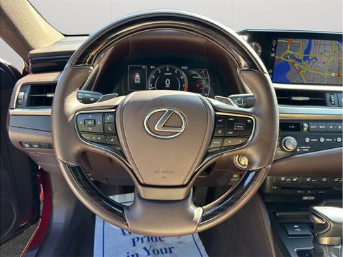 Used 2021 Lexus ES 350 Ultra Luxury w/ Accessory Package 2 FWD image 27