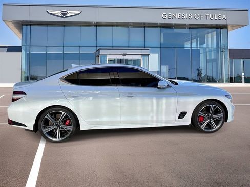 Used 2025 Genesis G70 2.5T w/ Sport Prestige Package RWD image 9