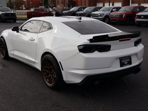 Used 2021 Chevrolet Camaro LT image 14