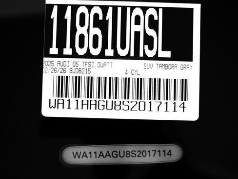 Certified 2025 Audi Q5 Premium w/ Convenience Package image 26