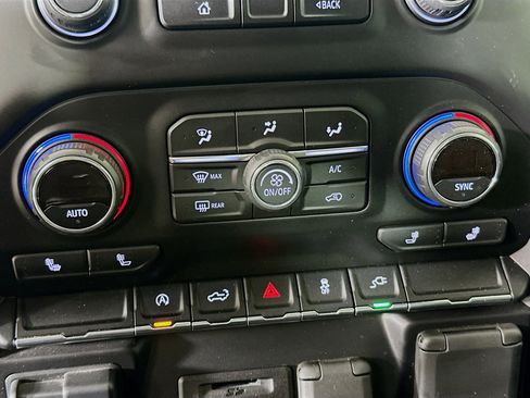 Used 2019 Chevrolet Silverado 1500 LT w/ All-Star Edition image 22