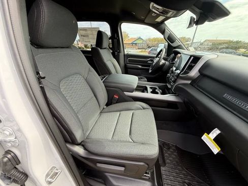 New 2026 RAM 1500 Big Horn AWD/4WD image 11