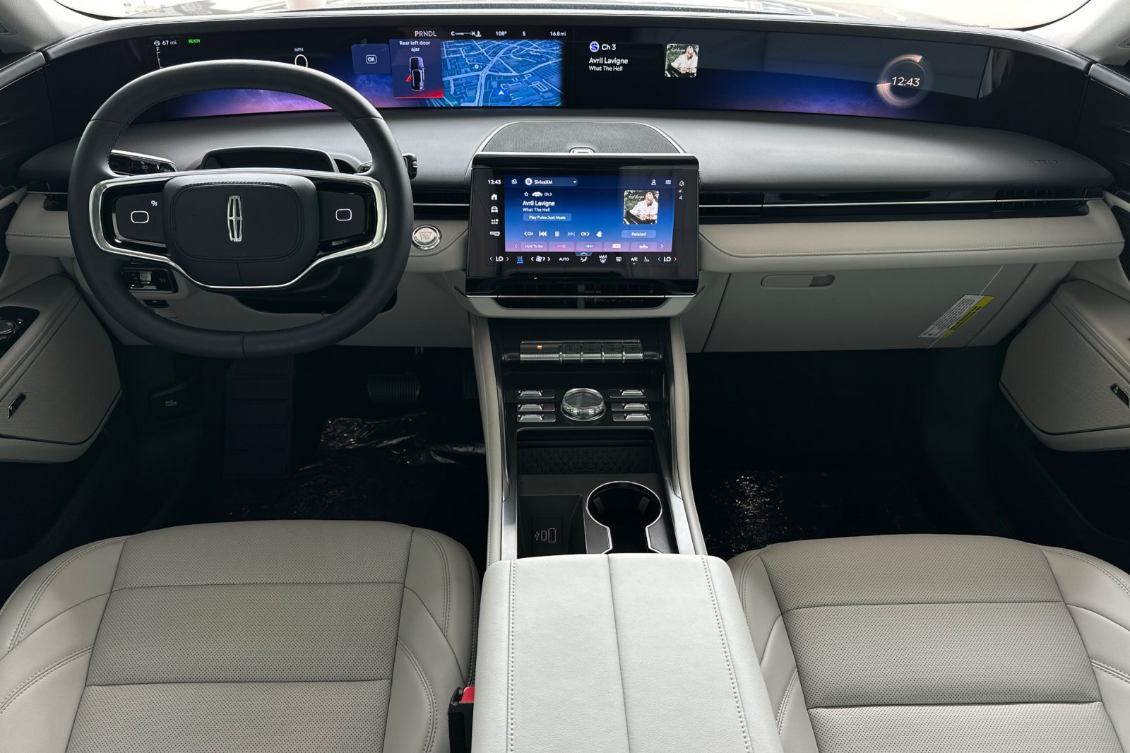 New 2026 Lincoln Nautilus Premier w/ Equipment Group 102A AWD/4WD image 12