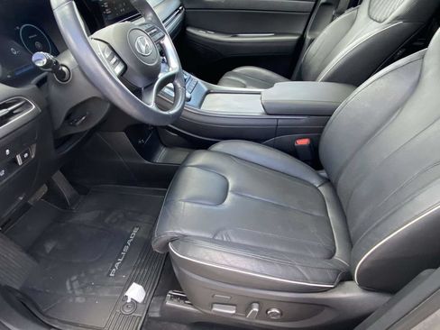 Used 2024 Hyundai Palisade Limited FWD image 17