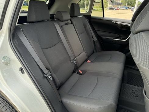Used 2024 Toyota RAV4 LE AWD/4WD image 30