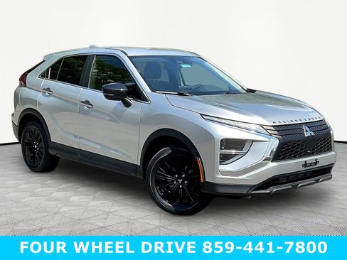 Used 2022 Mitsubishi Eclipse Cross LE AWD/4WD image 3