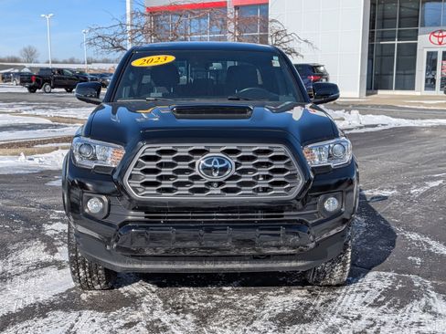 Certified 2023 Toyota Tacoma TRD Sport image 2