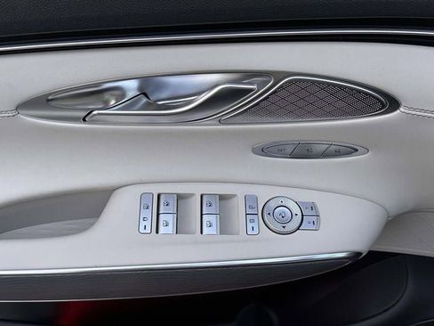 Used 2023 Genesis GV70 2.5T w/ Advanced Package image 16