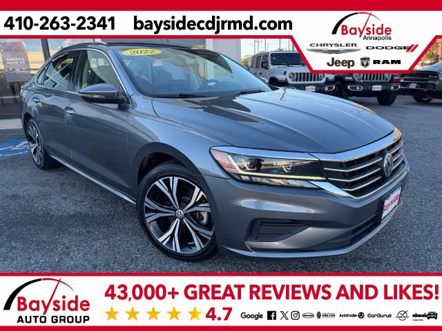 Used 2022 Volkswagen Passat 2.0T SE FWD image 1