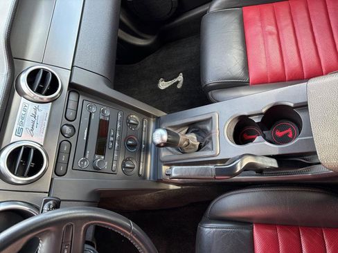 Used 2007 Ford Mustang Shelby GT500 image 24
