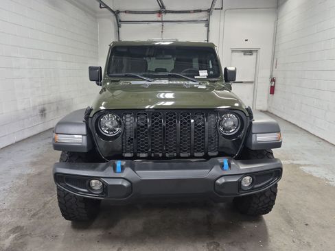 Used 2023 Jeep Wrangler Unlimited AWD/4WD image 12