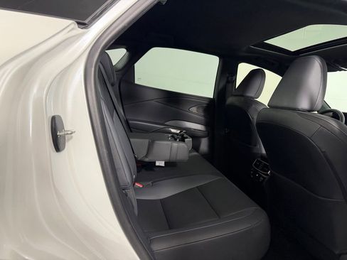 Used 2025 Lexus RX 350 FWD w/ Technology Package image 27