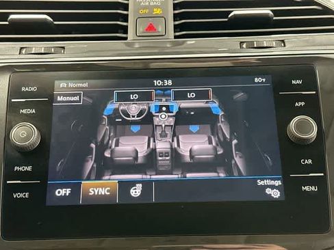 Used 2019 Volkswagen Tiguan SEL Premium AWD/4WD image 16