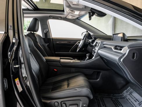 Used 2019 Lexus RX 350 FWD w/ Luxury Package image 35