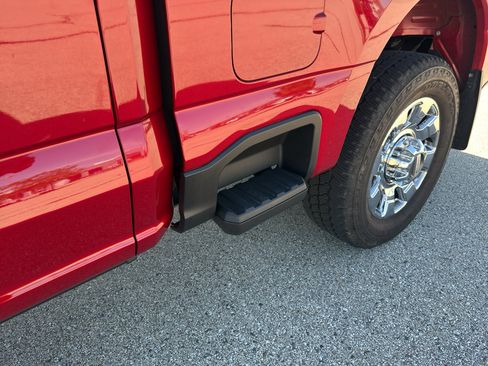 Used 2024 Ford F350 Lariat w/ Chrome Package AWD/4WD image 10