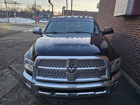 Used 2018 RAM 3500 Laramie image 22