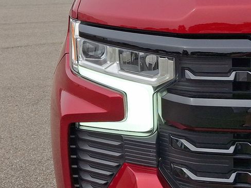 Certified 2024 Chevrolet Silverado 1500 LT Trail Boss w/ Convenience Package II image 9