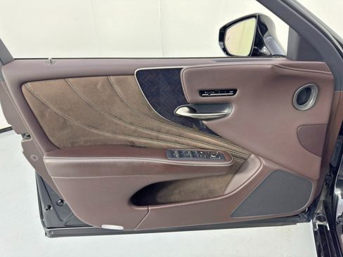 Used 2018 Lexus LS 500 AWD w/ Luxury Package image 49