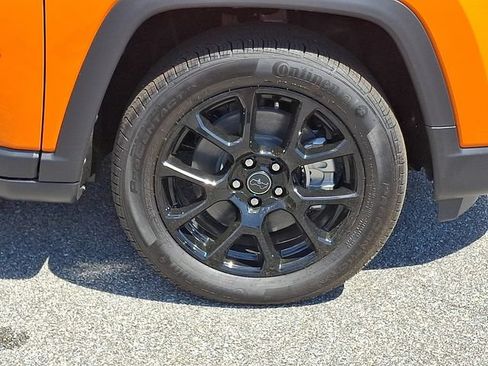 New 2026 Jeep Compass Latitude AWD/4WD image 7