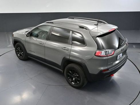 Used 2019 Jeep Cherokee Trailhawk w/ Comfort/Convenience Group AWD/4WD image 49