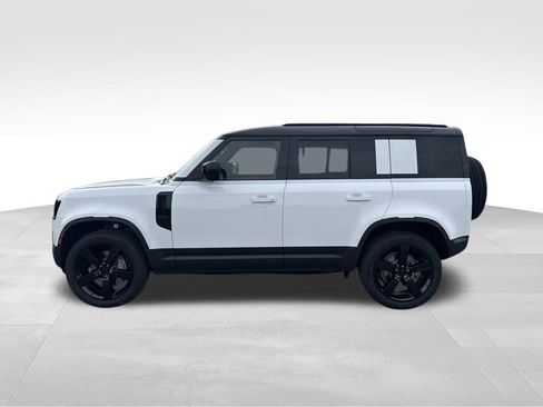New 2026 Land Rover Defender 110 S image 6
