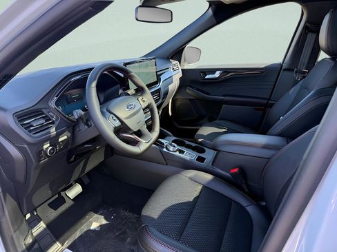 New 2026 Ford Escape ST-Line Elite w/ Equipment Group 501A AWD/4WD image 3