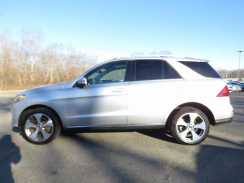 Used 2017 Mercedes-Benz GLE 350 4MATIC image 8