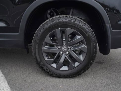 Used 2025 Honda Ridgeline Sport image 39