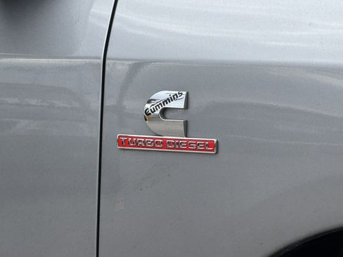 Used 2024 RAM 3500 Tradesman w/ Chrome Appearance Group image 4