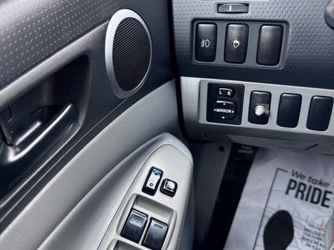 Used 2006 Toyota Tacoma PreRunner image 21