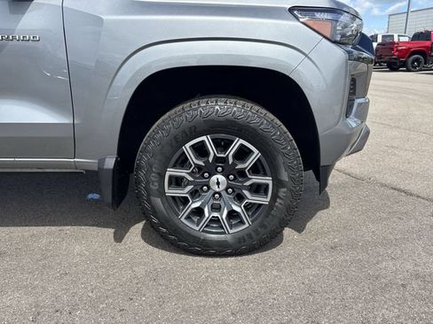 Certified 2023 Chevrolet Colorado Z71 w/ Z71 Convenience Package 2 AWD/4WD image 14