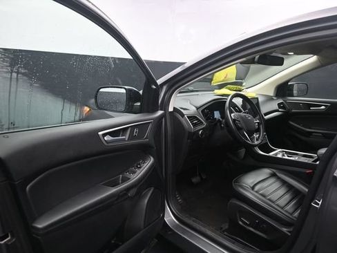 Used 2024 Ford Edge SEL AWD/4WD image 11