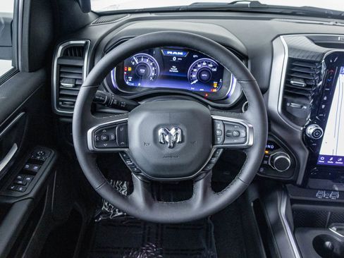 New 2026 RAM 1500 4x4 Crew Cab image 27