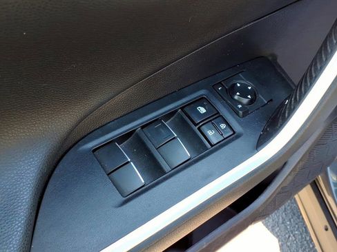 Used 2021 Toyota RAV4 XSE w/ XSE Grade Weather Package AWD/4WD image 19