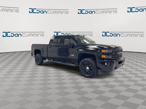 Used 2016 Chevrolet Silverado 2500 LT w/ Midnight Edition image 2