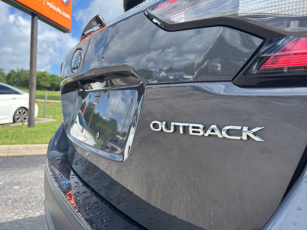 Used 2024 Subaru Outback Premium AWD/4WD image 9